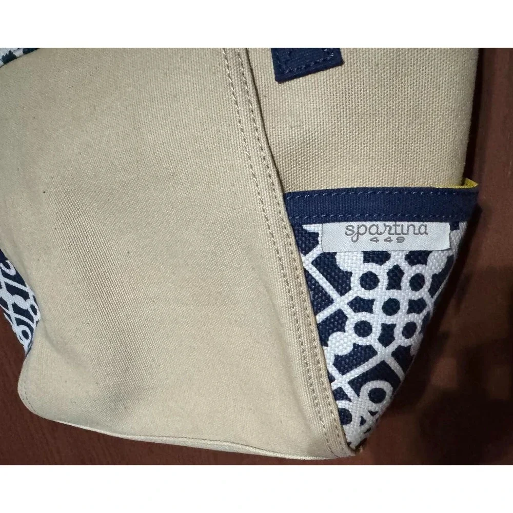 Spartina 449 Ivory Navy Blue Travel Double Handle Tote Purse Satchel TubH1